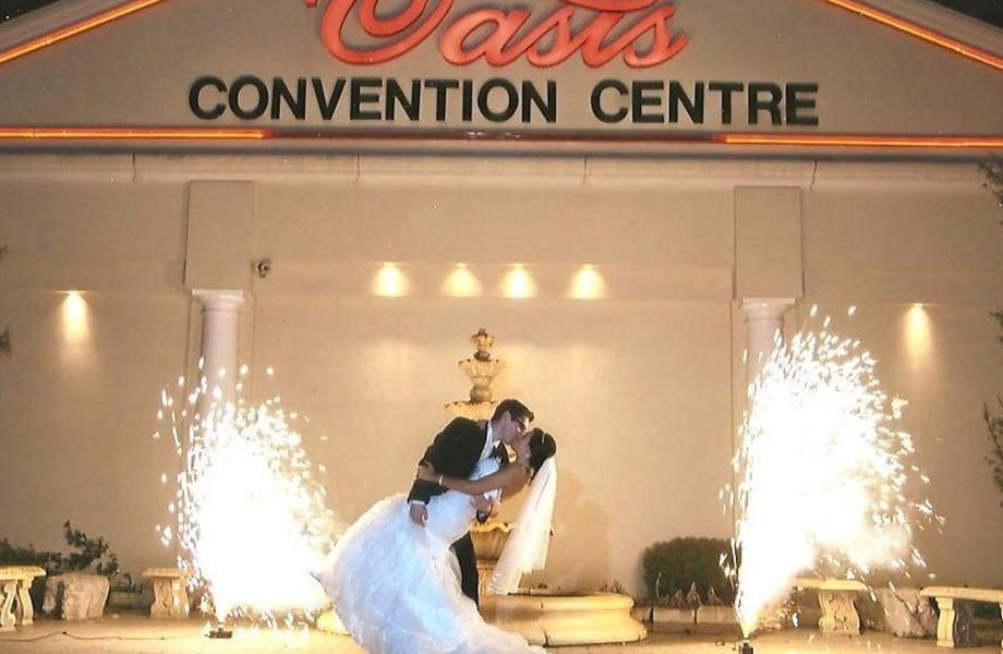 Read more about the article Toronto’s Wedding DJ | Oasis Convention Centre